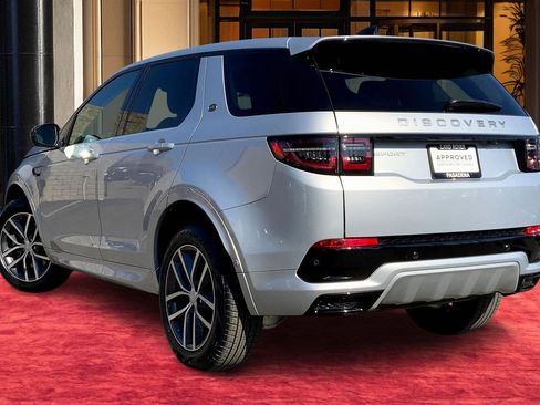 Used 2024 Land Rover Discovery Sport S image 11