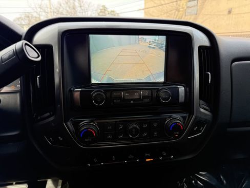 Used 2018 Chevrolet Silverado 1500 LT w/ Rally 2 Edition image 21