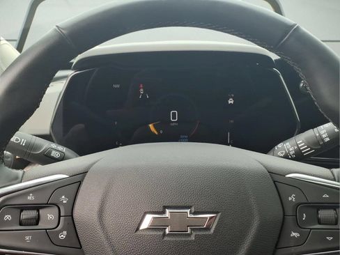 Certified 2024 Chevrolet Trax ACTIV w/ Sunroof Package FWD image 19