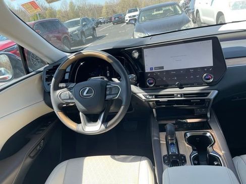 Used 2025 Lexus RX 350 Premium Plus w/ Convenience Package image 8