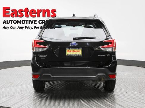 Used 2023 Subaru Forester Premium AWD/4WD image 6