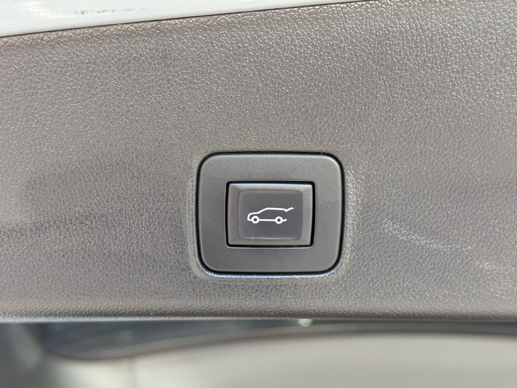 Used 2024 Chevrolet TrailBlazer ACTIV w/ Convenience Package AWD/4WD image 13