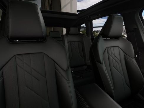 Certified 2025 BMW X3 xDrive30i w/ Convenience Package image 33