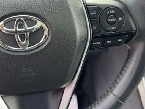 Used 2023 Toyota Venza Nightshade AWD/4WD image 10