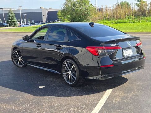 Used 2024 Honda Civic Touring image 14