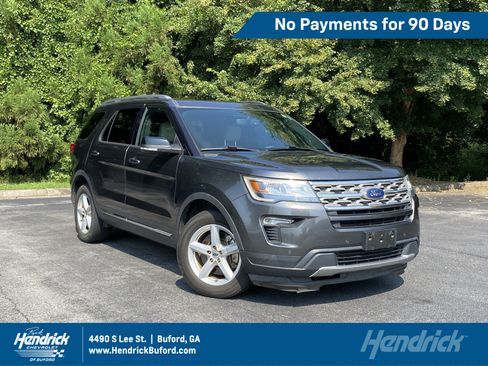 Used 2018 Ford Explorer XLT w/ Equipment Group 202A FWD image 1