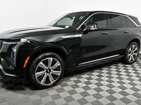 New 2025 Cadillac Escalade IQ Luxury 2 image 4