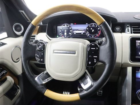 Used 2018 Land Rover Range Rover Supercharged AWD/4WD image 26