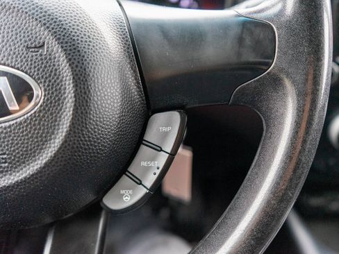 Used 2016 Kia Soul image 18