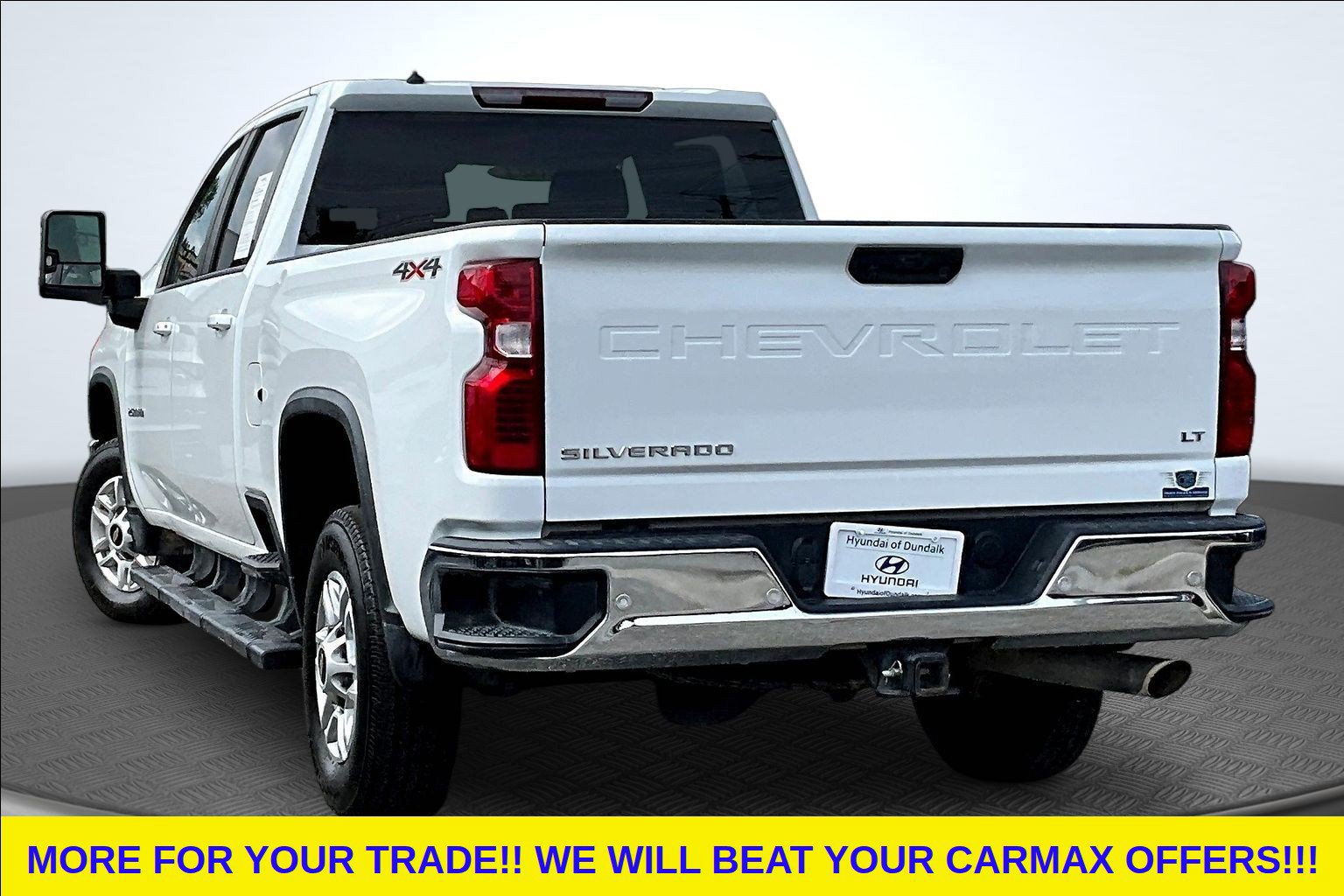 Used 2021 Chevrolet Silverado 2500 LT w/ Convenience Package AWD/4WD image 4