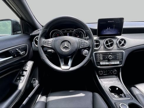 Certified 2020 Mercedes-Benz GLA 250 image 6