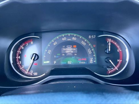 Used 2025 Toyota RAV4 LE FWD image 25