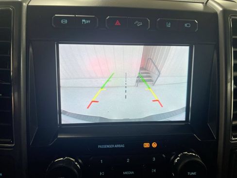 Used 2020 Ford F350 XLT w/ XLT Premium Package AWD/4WD image 15