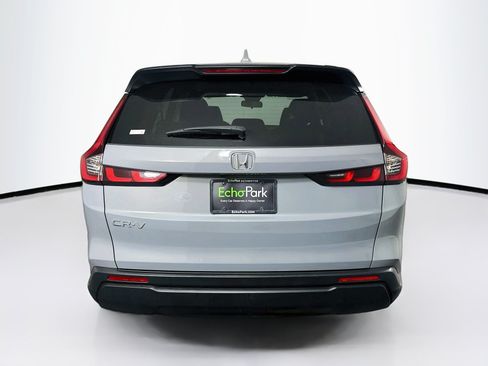 Used 2025 Honda CR-V LX image 7