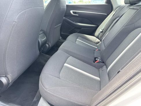 Used 2025 Hyundai Sonata SEL FWD image 13