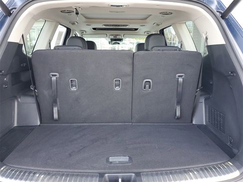 Used 2025 Kia Telluride SX w/ SX Captain's Chair Package image 30