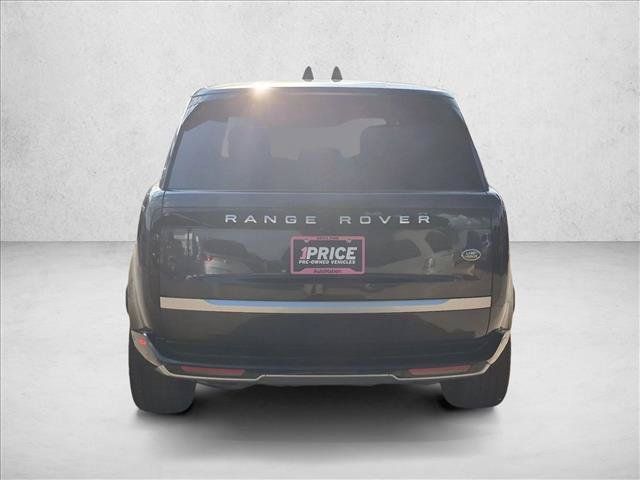 Used 2023 Land Rover Range Rover Autobiography AWD/4WD image 6
