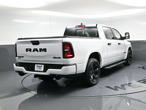 Used 2025 RAM 1500 Big Horn AWD/4WD image 9