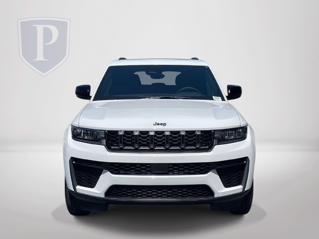 New 2027 Jeep Grand Cherokee Altitude AWD/4WD image 3