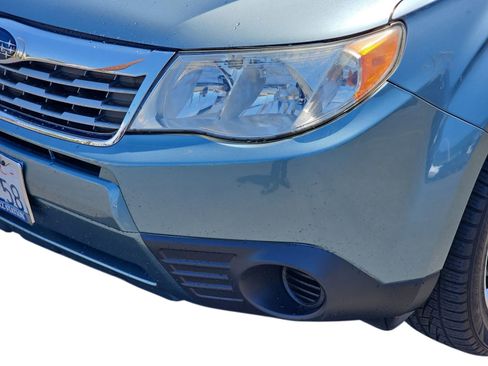 Used 2010 Subaru Forester 2.5X Premium image 9