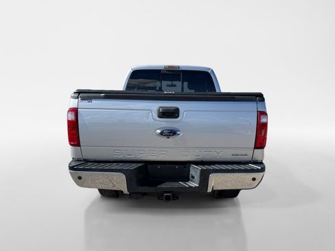 Used 2016 Ford F250 Lariat AWD/4WD image 5
