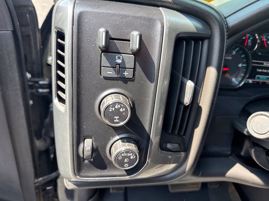 Used 2015 Chevrolet Silverado 2500 LTZ w/ Duramax Plus Package AWD/4WD image 21