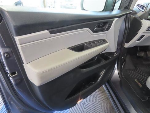 Used 2019 Honda Odyssey EX-L image 15