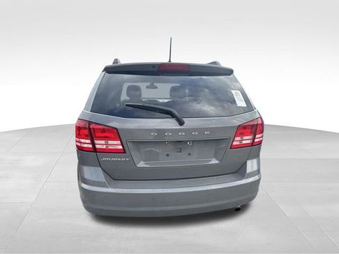 Used 2020 Dodge Journey SE w/ Blacktop Package FWD image 20