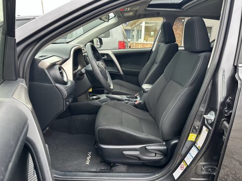 Used 2014 Toyota RAV4 XLE image 13