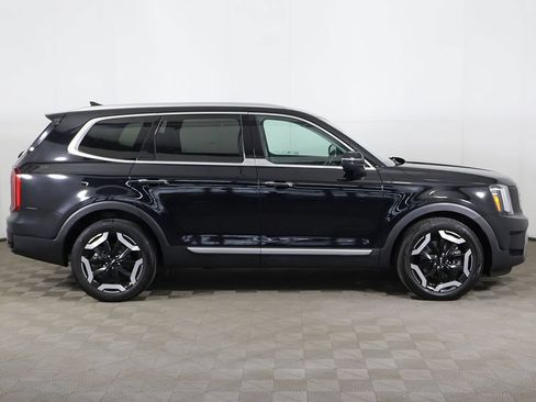Used 2023 Kia Telluride S AWD/4WD image 19
