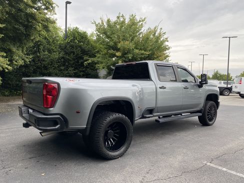 Used 2024 Chevrolet Silverado 3500 W/T AWD/4WD image 9