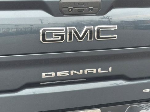 Used 2020 GMC Sierra 1500 Denali w/ Denali Ultimate Package AWD/4WD image 44