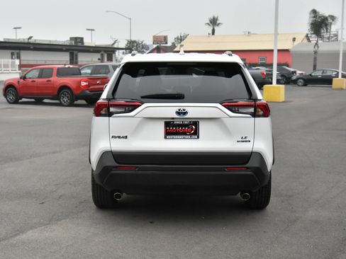 Used 2023 Toyota RAV4 LE image 7