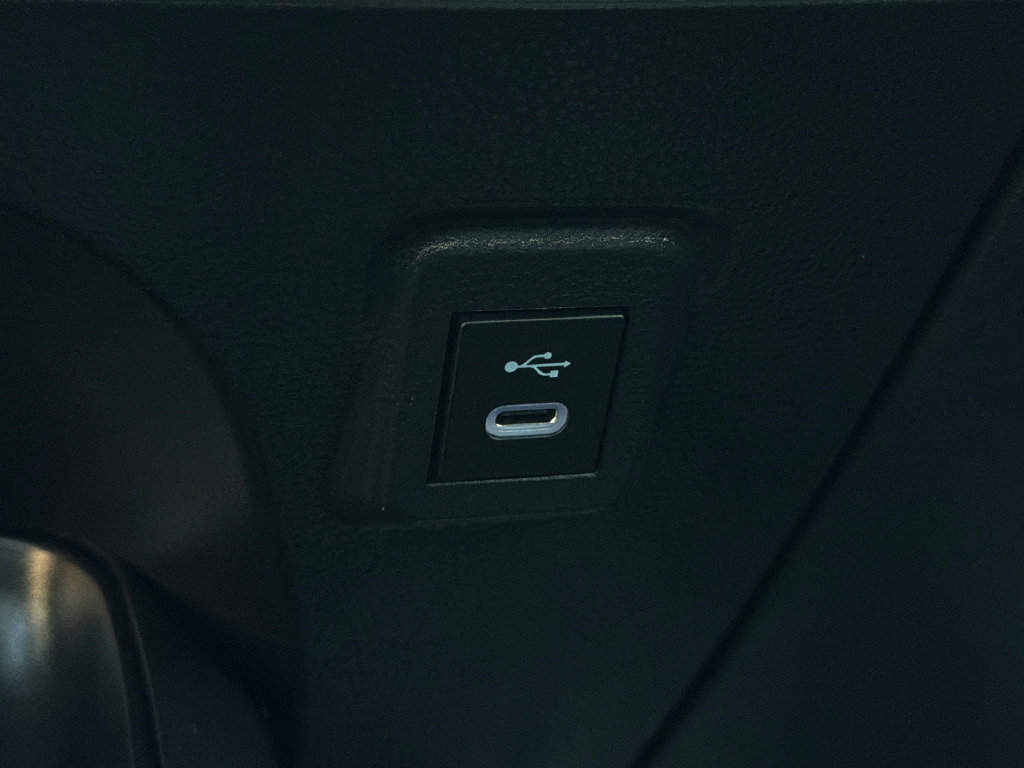 Used 2024 Toyota Corolla LE FWD image 31