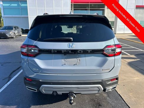 Used 2024 Honda Pilot Touring image 7