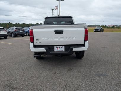 New 2025 Toyota Tacoma SR5