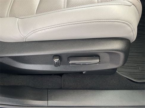 Used 2022 Honda CR-V EX-L image 19