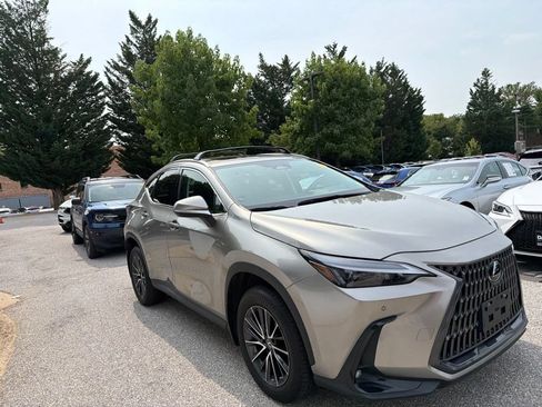 Used 2023 Lexus NX 350 AWD image 5