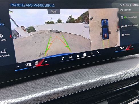 Used 2025 BMW M440i image 25