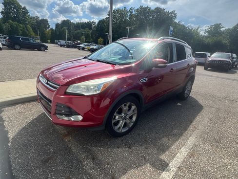 Used 2016 Ford Escape Titanium FWD image 1