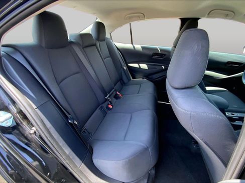 Used 2025 Toyota Corolla LE FWD image 20