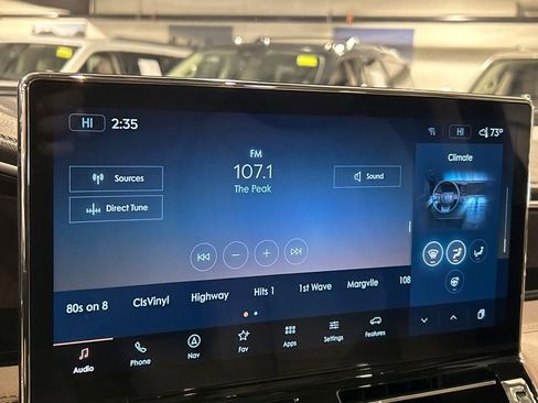 Used 2023 Lincoln Navigator Reserve image 15