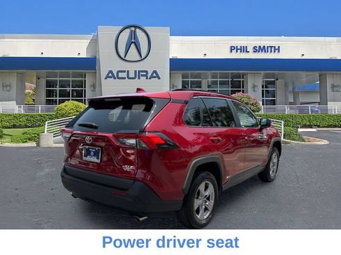 Used 2025 Toyota RAV4 XLE AWD/4WD image 6