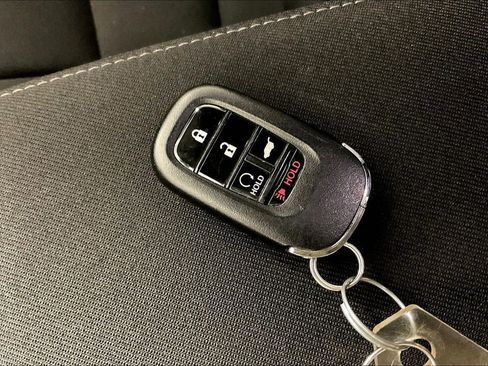 Used 2025 Honda Civic Sport image 14