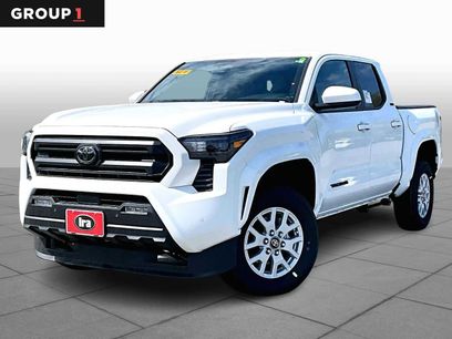 New 2025 Toyota Tacoma SR5