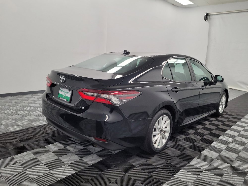 Used 2024 Toyota Camry LE FWD image 9