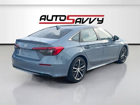 Used 2024 Honda Civic Touring image 7