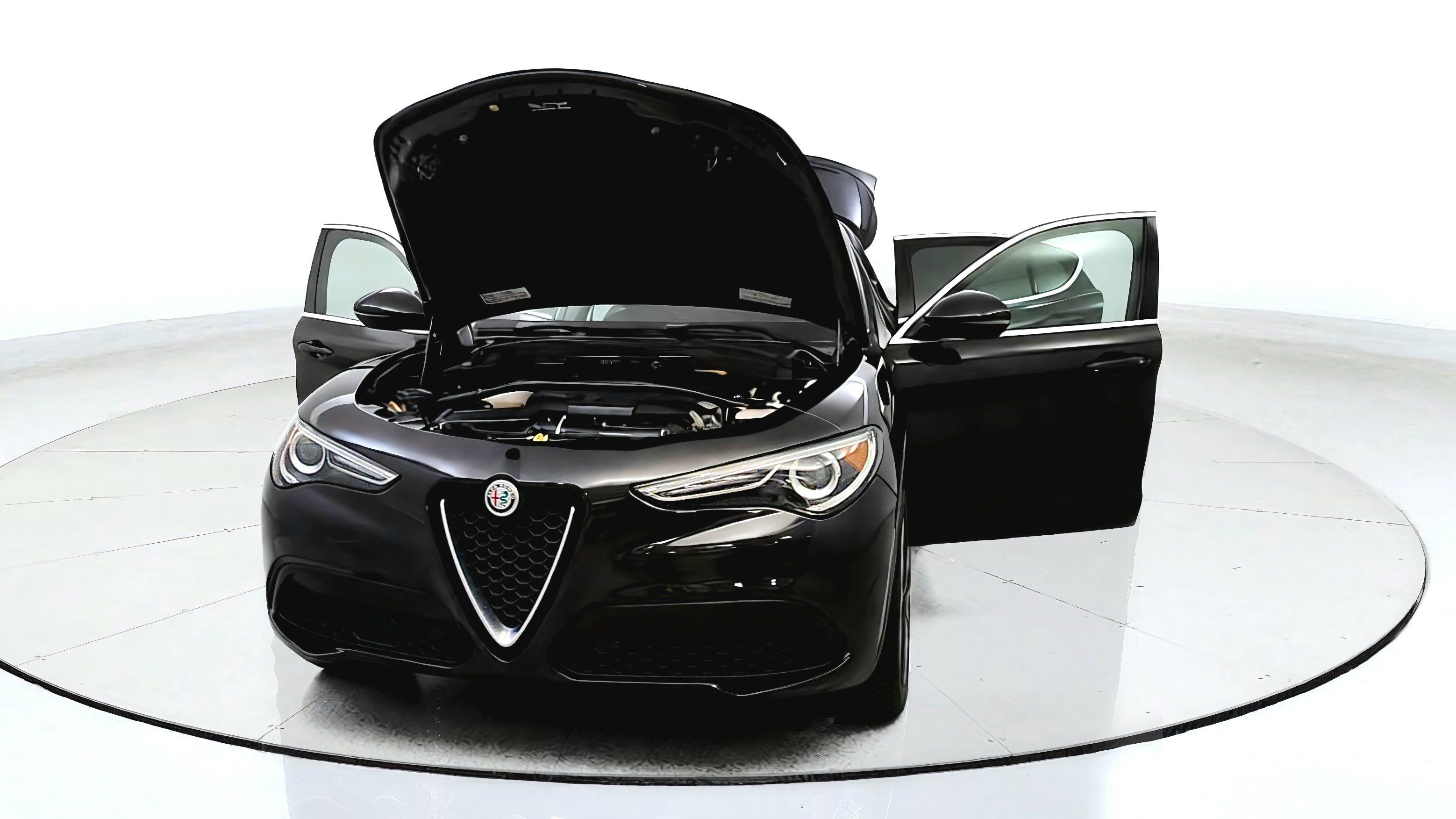 Used 2018 Alfa Romeo Stelvio Ti AWD/4WD image 10