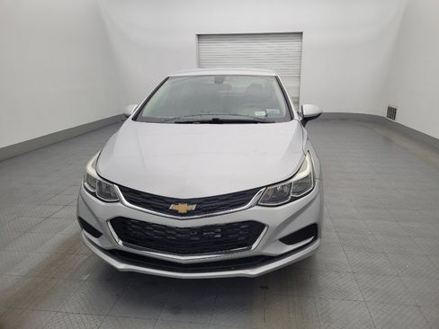 Used 2018 Chevrolet Cruze LS image 15
