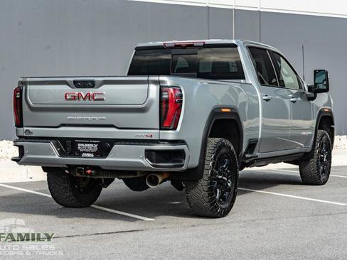 Used 2024 GMC Sierra 2500 AT4 w/ AT4 Preferred Package image 9